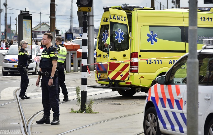 Yksi kuollut, kuusi loukkaantunutta räjähdyksessä Rotterdamissa satamassa 1