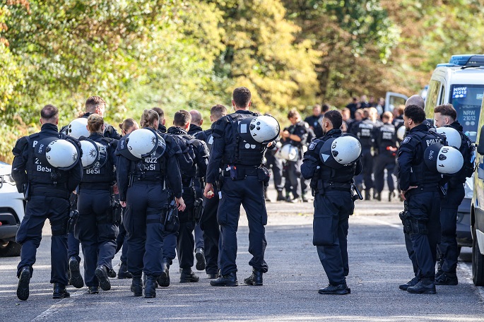 21 räjähdyslaitteetta puhdistettu poliisin etsiessä Saksan sähköverkon sabotoijaa 1