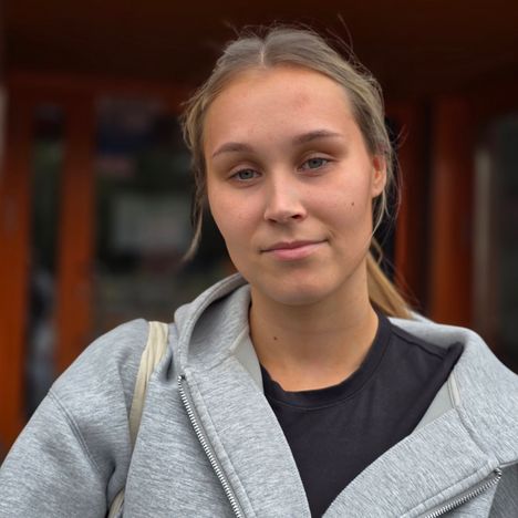 27-vuotiasta epäillään kahdesta murhasta – nuoret naapurit järkyttyivät: ”Tuntuu kauhealta ajatella” 4 27-vuotiasta epäillään kahdesta murhasta – nuoret naapurit järkyttyivät: ”Tuntuu kauhealta ajatella” 3