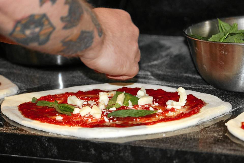 90 000 pizzaa paistanut kokki paljastaa, mikä virhe tuo pizzaan kitkerän maun 7