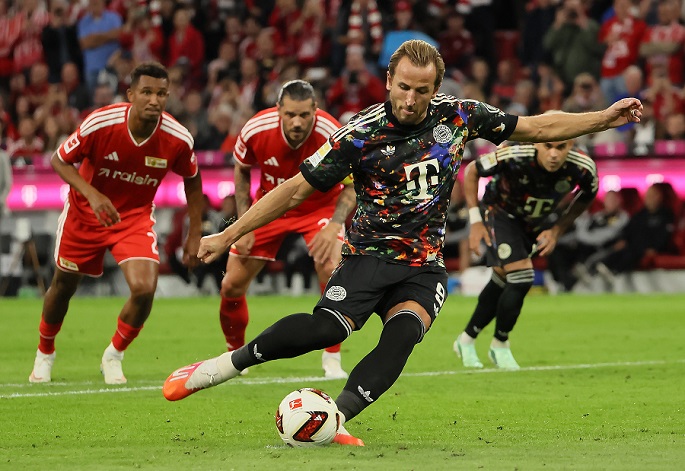 Bayern murskasi Unionin 7–0: Kane rikkoi ennätyksen, Olise teki hattutemppu 1