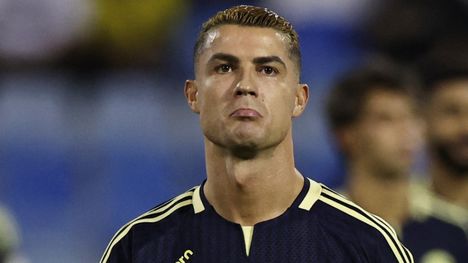 Cristiano Ronaldo vaatii ikuisia porttikieltoja törkyhuutelijoille 2 Cristiano Ronaldo vaatii ikuisia porttikieltoja törkyhuutelijoille 1