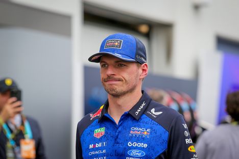 Verstappen uhkasi lopettaa F1-uransa, jos moottorisääntöjä ei muuteta 4 Verstappen uhkasi lopettaa F1-uransa, jos moottorisääntöjä ei muuteta 3