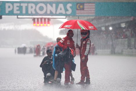 Ferrarin entinen insinööri muistelee Kimi Räikkösen otteita Malesian osakilpailussa 2 Ferrarin entinen insinööri muistelee Kimi Räikkösen otteita Malesian osakilpailussa 1