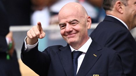 Gianni Infantinon tukijoiden joukko harvenee Fifan sisäisen kohun keskellä 1