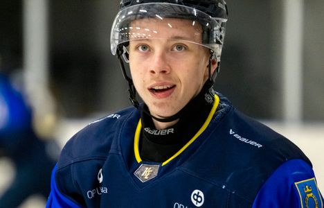 Jari Kurrin poika Paulus Kurri, 19, pelaa Kiekko-Espoon U20:ssa – asiantuntija arvioi 2 Jari Kurrin poika Paulus Kurri, 19, pelaa Kiekko-Espoon U20:ssa – asiantuntija arvioi 1
