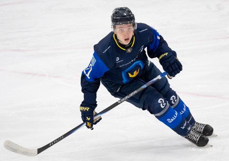 Jari Kurrin poika Paulus Kurri, 19, pelaa Kiekko-Espoon U20:ssa – asiantuntija arvioi 4 Jari Kurrin poika Paulus Kurri, 19, pelaa Kiekko-Espoon U20:ssa – asiantuntija arvioi 3