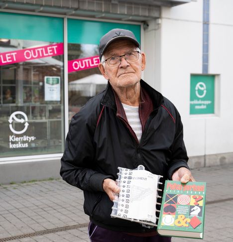 Kierrätyskeskuksen kauppa Kontulassa sulkee ovensa – tältä loppuunmyynnissä näytti 6 Kierrätyskeskuksen kauppa Kontulassa sulkee ovensa – tältä loppuunmyynnissä näytti 5