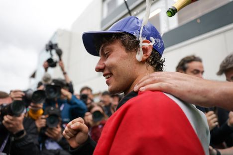 Kimi Räikkönen antoi harvinaisen haastattelun: Kommentoi Antonellia, poikaansa ja Ferraria 4 Kimi Räikkönen antoi harvinaisen haastattelun: Kommentoi Antonellia, poikaansa ja Ferraria 3