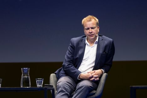 Kommentti: Blokkivaali tekisi kepusta tärkeän miehen, joka ratkaisisi Suomen suunnan 8 Kommentti: Blokkivaali tekisi kepusta tärkeän miehen, joka ratkaisisi Suomen suunnan 7