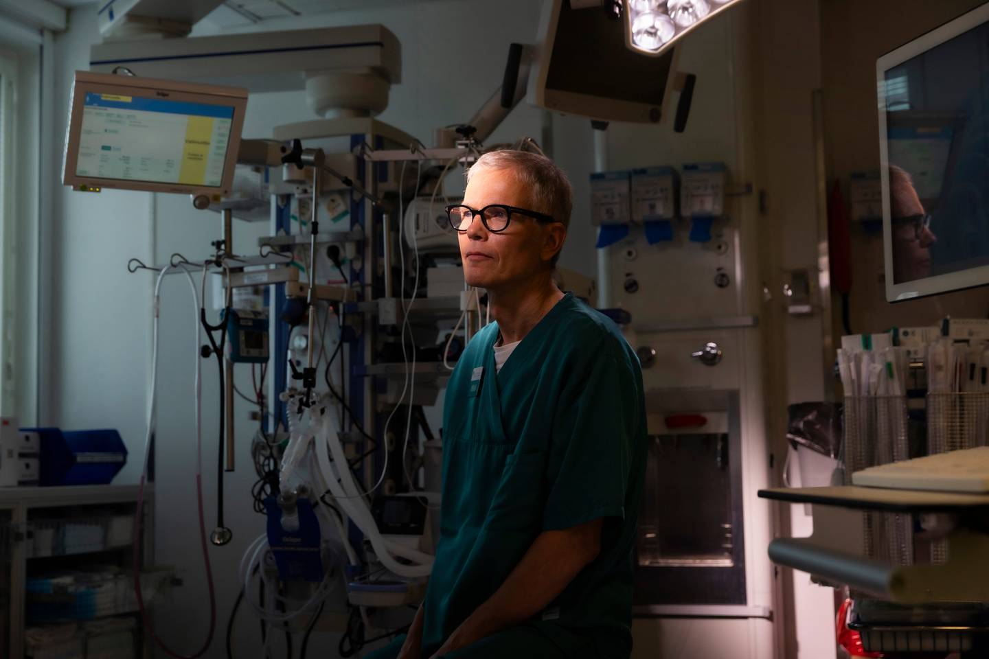 Anestesialääkäri Mika Jokisen koronakuvista syntyi kirja 1
