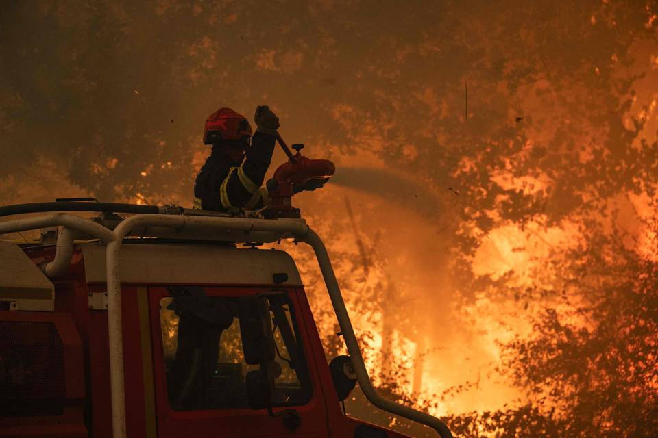 Ranskan heinäkuussa syttynyt valtava maastopalo saatiin viimein sammutettua 1