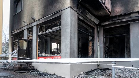 Lauttasaaren tuhopoltosta pitkät vankeusrangaistukset kahdelle nuorelle 6 Lauttasaaren tuhopoltosta pitkät vankeusrangaistukset kahdelle nuorelle 5