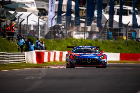 Max Verstappenille valtava pettymys Nürburgringin 24 tunnin kilpailussa 4 Max Verstappenille valtava pettymys Nürburgringin 24 tunnin kilpailussa 3