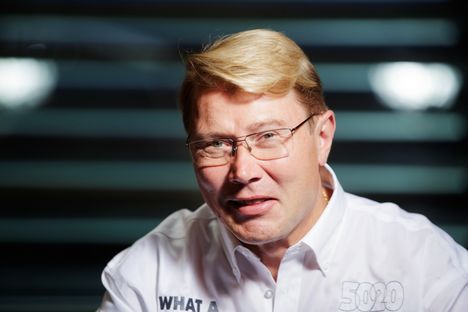 Mika Häkkinen intoilee tyttärensä Ellan, 15, formulaurasta 5