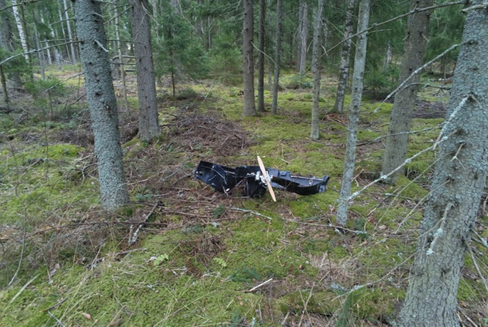 Valiokunta: Valtio korvaa ulkomaisen valion dronien aiheuttamat vahingot 1