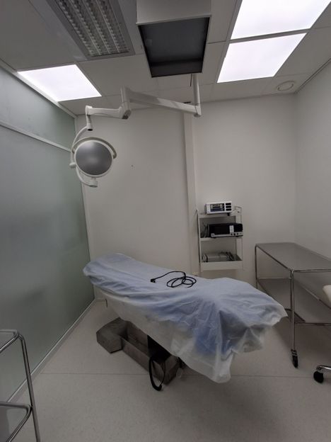 Näin kohulääkäri Svedjeholm käyttäytyi, kun tarkastajat iskivät yllättäen klinikalle – meni sekoiluksi 4 Näin kohulääkäri Svedjeholm käyttäytyi, kun tarkastajat iskivät yllättäen klinikalle – meni sekoiluksi 3