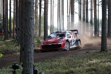 Pajarin taisto Jyväskylän rallissa: Ogier johtaa, Pajari kolmantena 1