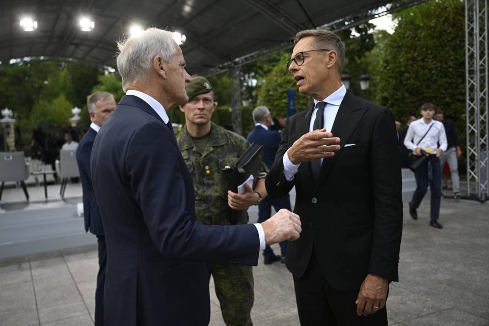 Presidentti Stubb ja Norjan pääministeri peräävät toimia tekoälyn hallitsemiseksi 1