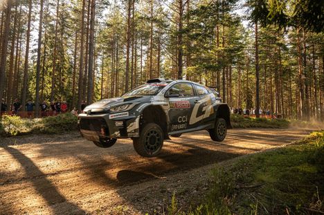Ralli: Toyotan johtaja pilkkaa Latvalaa 6 Ralli: Toyotan johtaja pilkkaa Latvalaa 5