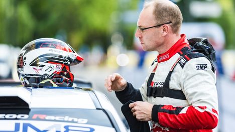 Ralli: Toyotan johtaja pilkkaa Latvalaa 2 Ralli: Toyotan johtaja pilkkaa Latvalaa 1