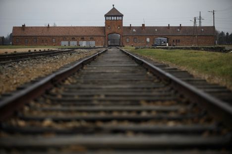 Sami Aittokallio pelaa nyt Auschwitzissa 5