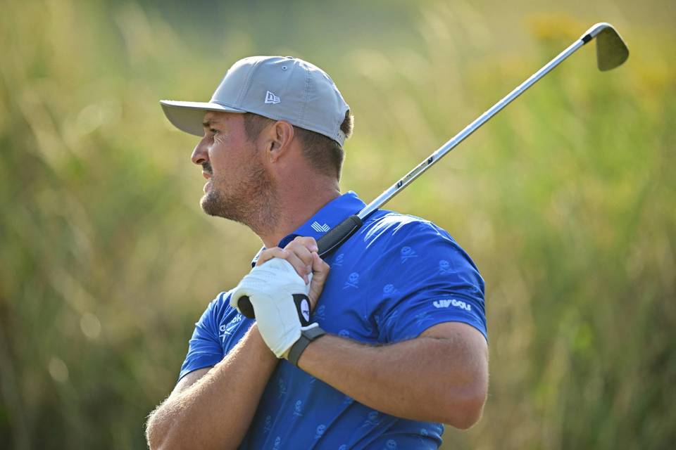 LIV-golfin saneeraus: Kiertue hakeutui Yhdysvalloissa Saudi-Arabian tuen katkettua 1