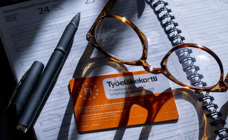 Suomalaisten enemmistö kannattaa eläkekattoa 4 Suomalaisten enemmistö kannattaa eläkekattoa 3