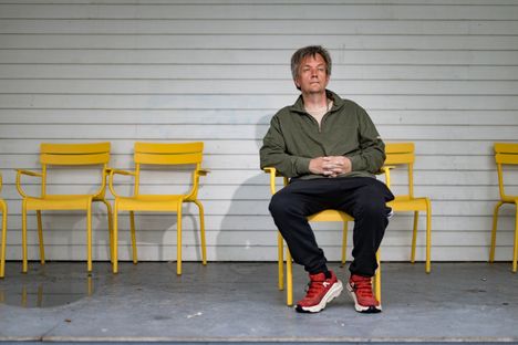 Teemu Keskisarja hämmästelee kansanedustajien ”kahden täyden päivän viikkoa” – yksi palkkio menee yli ymmärryksen 8 Teemu Keskisarja hämmästelee kansanedustajien ”kahden täyden päivän viikkoa” – yksi palkkio menee yli ymmärryksen 7