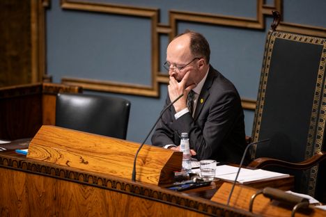 Keskisarja paljastaa välistään Purraan: ”Hänen akilleenkantapäänsä oli haavoittuminen hallituskumppaneiden puolesta” 7