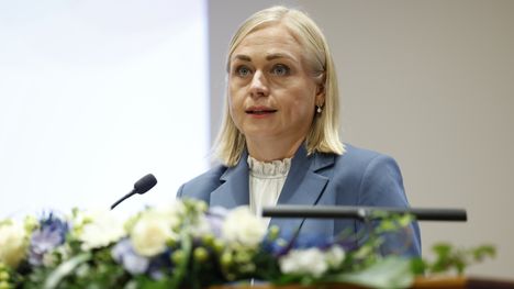 Valtonen asetti tekoälytyöryhmän selvittämään ulko- ja turvallisuuspolitiikan näkymiä 2 Valtonen asetti tekoälytyöryhmän selvittämään ulko- ja turvallisuuspolitiikan näkymiä 1