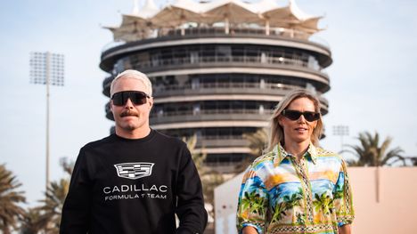 Valtteri Bottas ja Tiffany Cromwell nauttivat kesälomaa Suomessa – julkaisivat alastonkuvia mökiltä 1