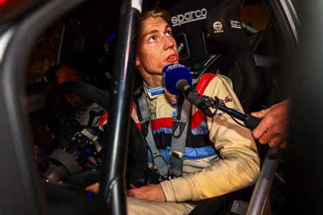 Viron MM-ralli: Sami Pajari murskaavan ylivoimainen – suomalaiskuljettaja näpäytti epäilijöitään ja kiitti itseään 6 Viron MM-ralli: Sami Pajari murskaavan ylivoimainen – suomalaiskuljettaja näpäytti epäilijöitään ja kiitti itseään 5