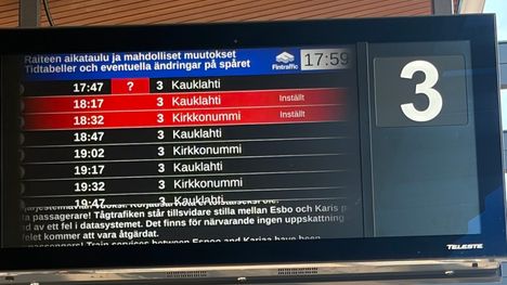 VR:llä häiriö rantaradalla – lähijunia peruttiin 2 VR:llä häiriö rantaradalla – lähijunia peruttiin 1