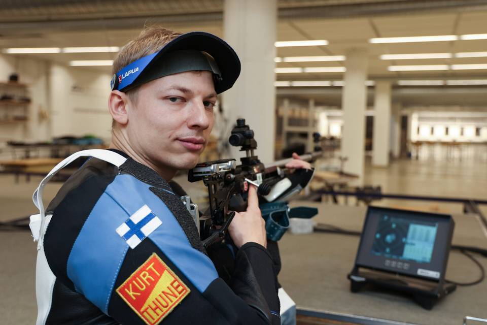 Aleksi Leppä ampui jälleen maailmanmestariksi Aleksi Leppä ampui jälleen maailmanmestariksi 1