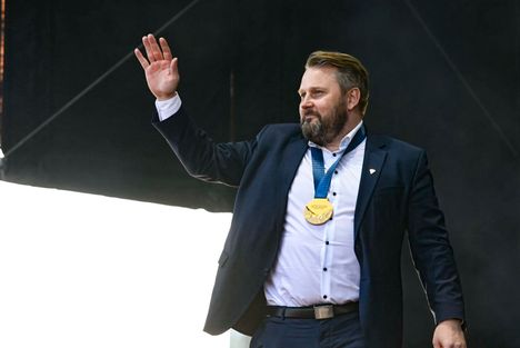 Antti Pennanen lataa suorat sanat SM-liigasta – ja oikoo sopimusväitteitä 6 Antti Pennanen lataa suorat sanat SM-liigasta – ja oikoo sopimusväitteitä 5