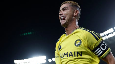 Cristiano Ronaldo ostamassa jalkapalloseuraa 2 Cristiano Ronaldo ostamassa jalkapalloseuraa 1