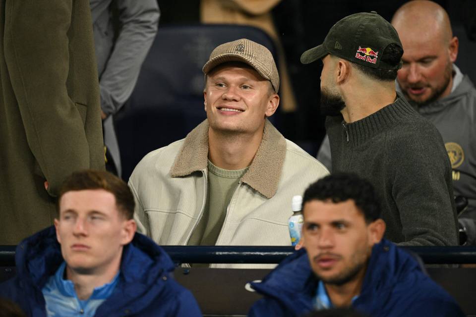 Erling Haaland haastaa norjalaisen lentoyhtiön oikeuteen Haaland haastaa Norwegianin oikeuteen 1
