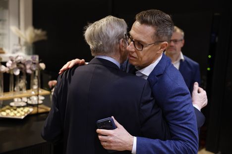 Göran Stubb puhuu Alexanderin kanssa soittamisesta: ”Faija on aina faija” 3