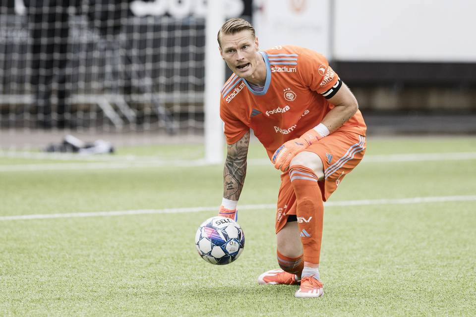 HJK vahvisti maalivahtiosastoaan Osku Maukosella