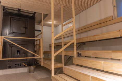 HS: Yrjönkadun uimahallin puusauna ei kestänyt kuumuutta 1