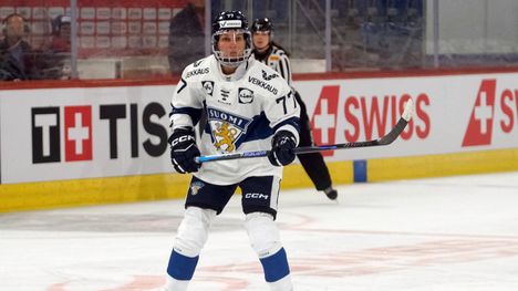 Naisleijonat voitti Ruotsin 6–1 Lahden EHT-turnauksessa 2 Naisleijonat voitti Ruotsin 6–1 Lahden EHT-turnauksessa 1
