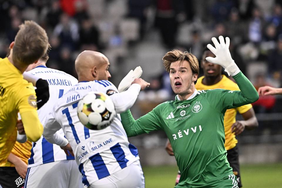 HJK:n maalivahtivalinta jätettiin huomiotta kokoonpanossa 1