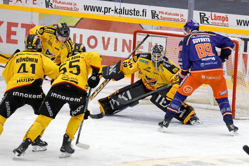 KalPan tähtipelaaja edelleen sivussa – HIFK:n ketjut menevät uusiksi KalPan tähtipelaaja edelleen sivussa – HIFK:n ketjut menevät uusiksi 1