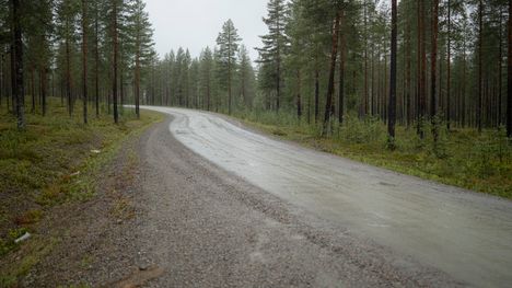 Kuolema rallissa – poliisi tutkii 2 Kuolema rallissa – poliisi tutkii 1
