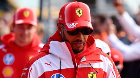 Lewis Hamilton pahoittelee puheitaan Hollannin GP:n jälkeen 2 Lewis Hamilton pahoittelee puheitaan Hollannin GP:n jälkeen 1