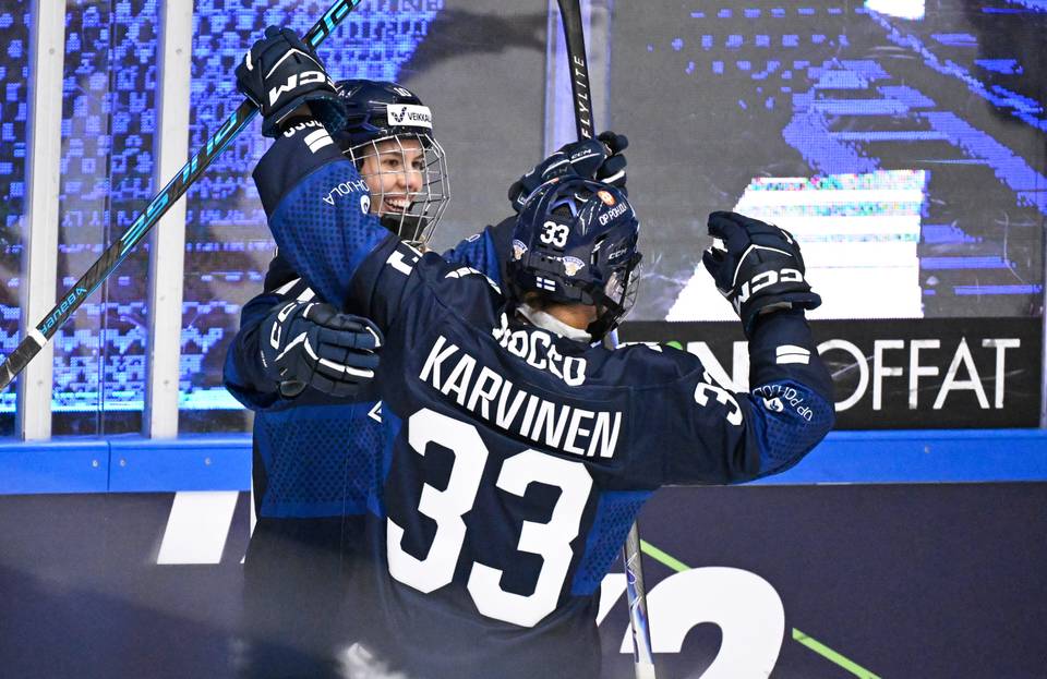 Naisleijonat jatkoi voitokasta menoaan Lahdessa Sveitsin kustannuksella Naisleijonat voitti Sveitsin 4–1 Lahdessa 1