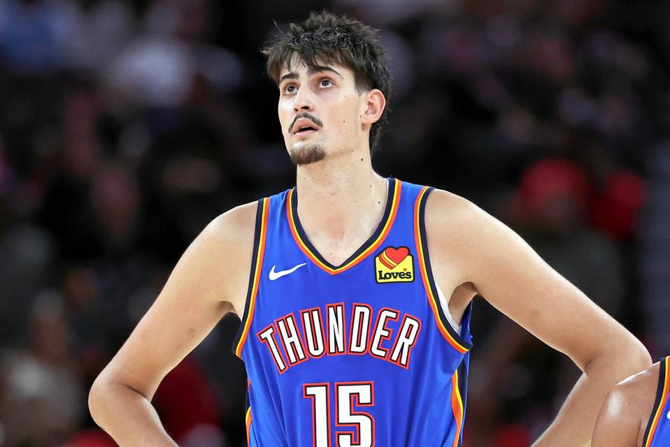 NBA-tulokkaan debyytti uhattuna vain päiviä ennen kauden alkua – entinen seura yrittää estää peliluvan 1