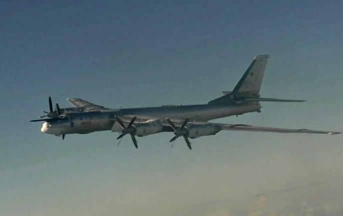 Venäläinen Tu-95-bombardeeri syöksyi maahan Amurin alueella, kuusi kuollut 1