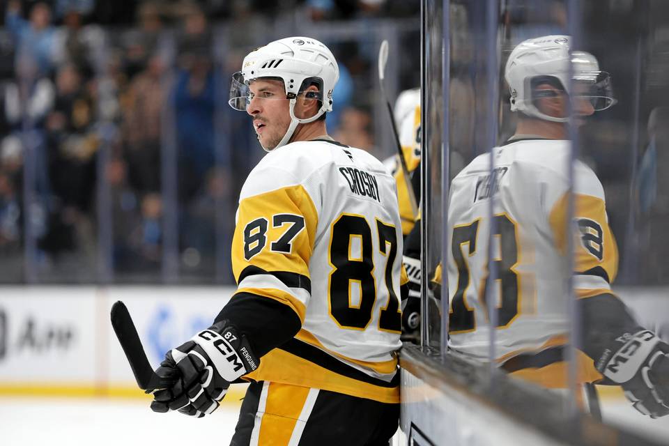Sidney Crosby raivostui täysin – ensin heilahti kyynärpää, sitten nähtiin itkueleitä 1